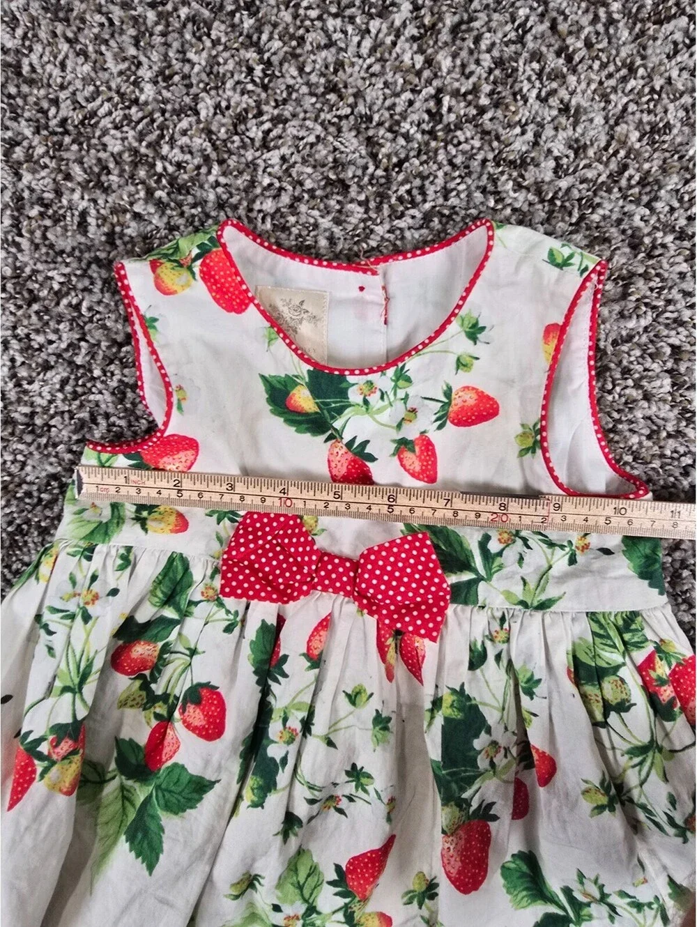 Laura Ashley London Girls Sz 5 Sleeveless Dress Summer Strawberry Print Red